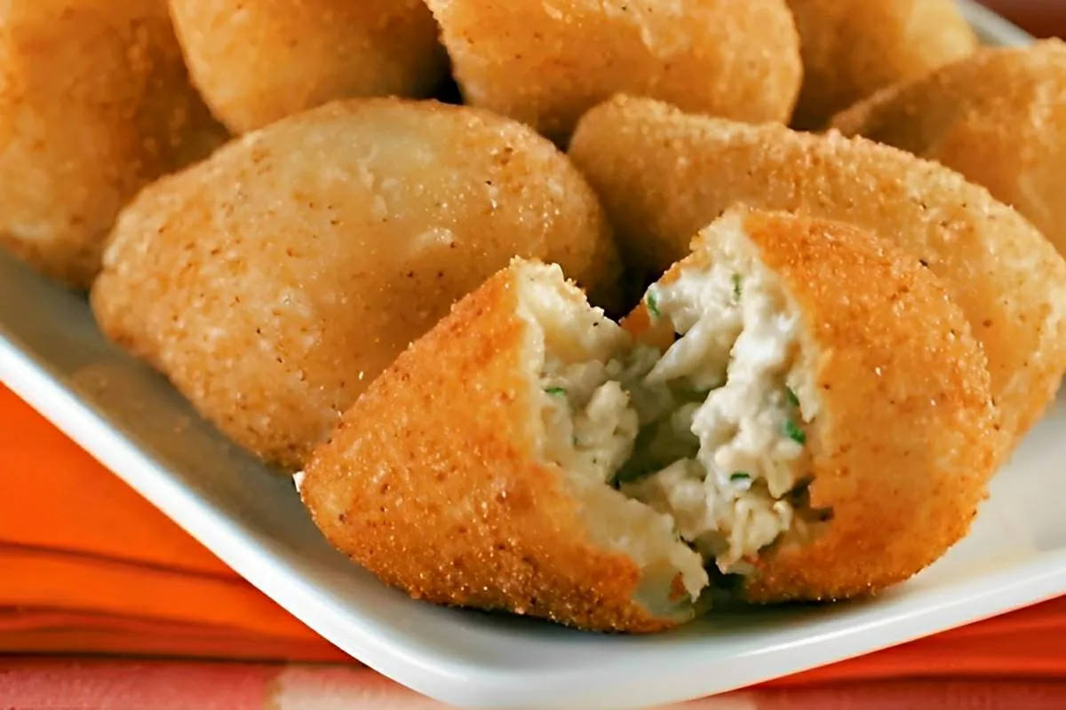 A coxinha mais fácil do mundo coxinha sem massa até quem não sabe cozinhar consegue fazer