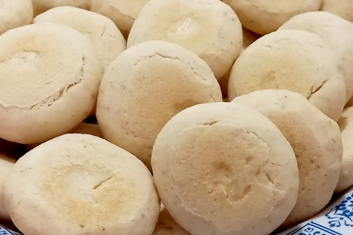 Aprenda a fazer essa bolacha de tapioca para seu café da manhã que você irá adorar
