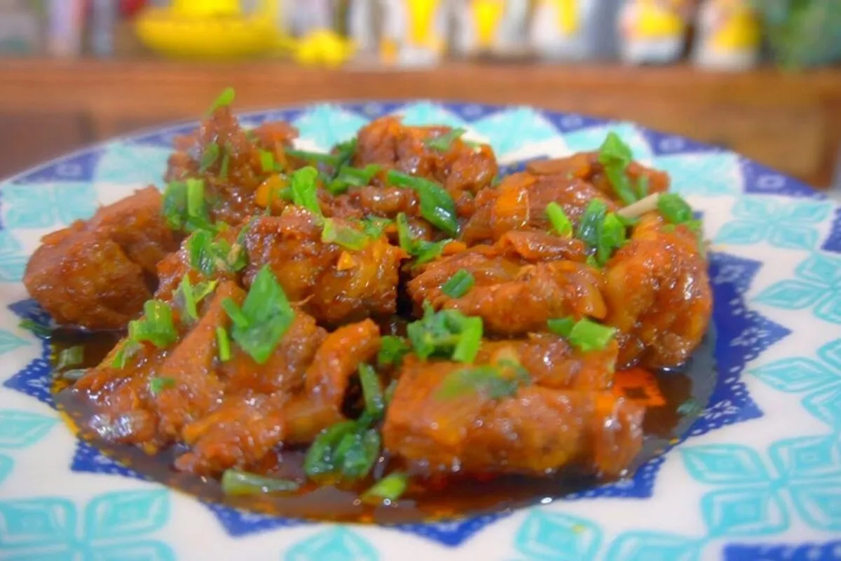 Aprenda a fazer essa carne pinga e frita diferente e deliciosa para seu jantar