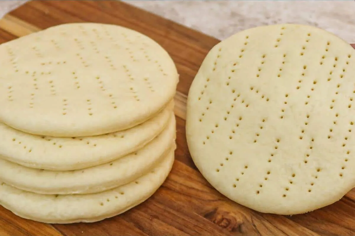 Aprenda a fazer massa de pizza do jeito correto e mais prático que existe