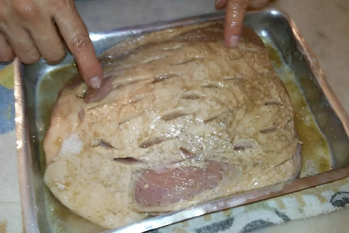Aprenda a fazer tempero para pernil de natal que fica simplesmente perfeito