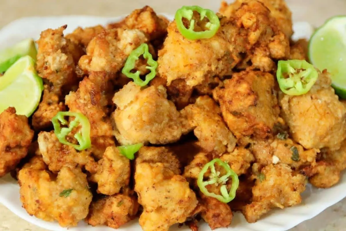 Aprenda o segredo de fazer frango crocante e sequinho igual porção de lanchonete