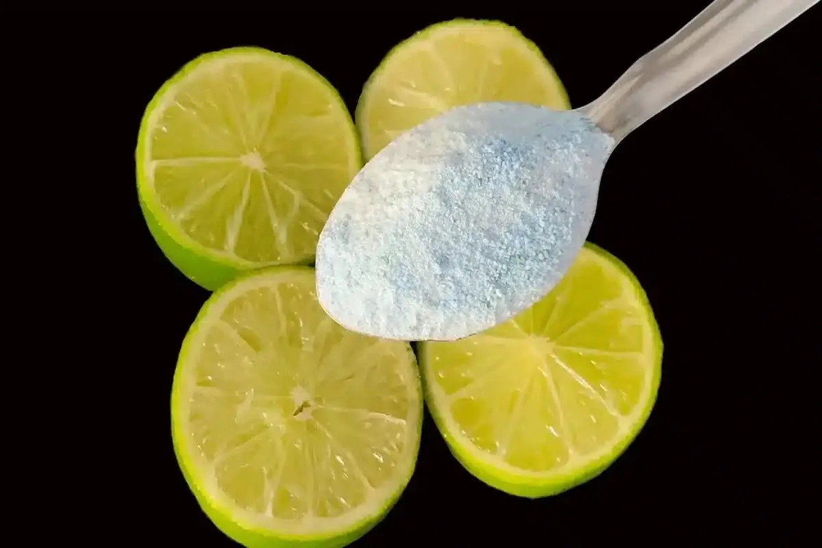 Aprendi a fazer um multiuso caseiro perfumado e concentrado que serve para limpeza geral