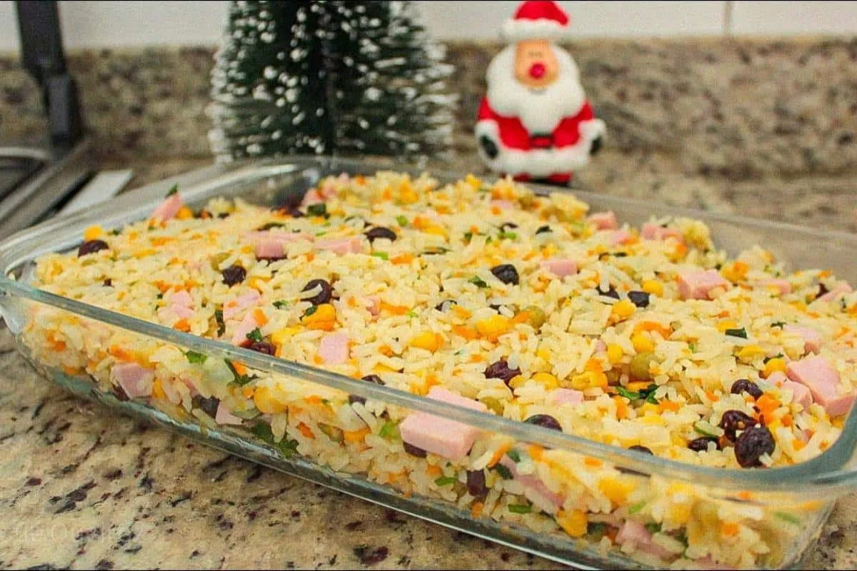 Arroz à grega de natal: vai te dar vontade de fazer todo fim de semana de tão gostoso