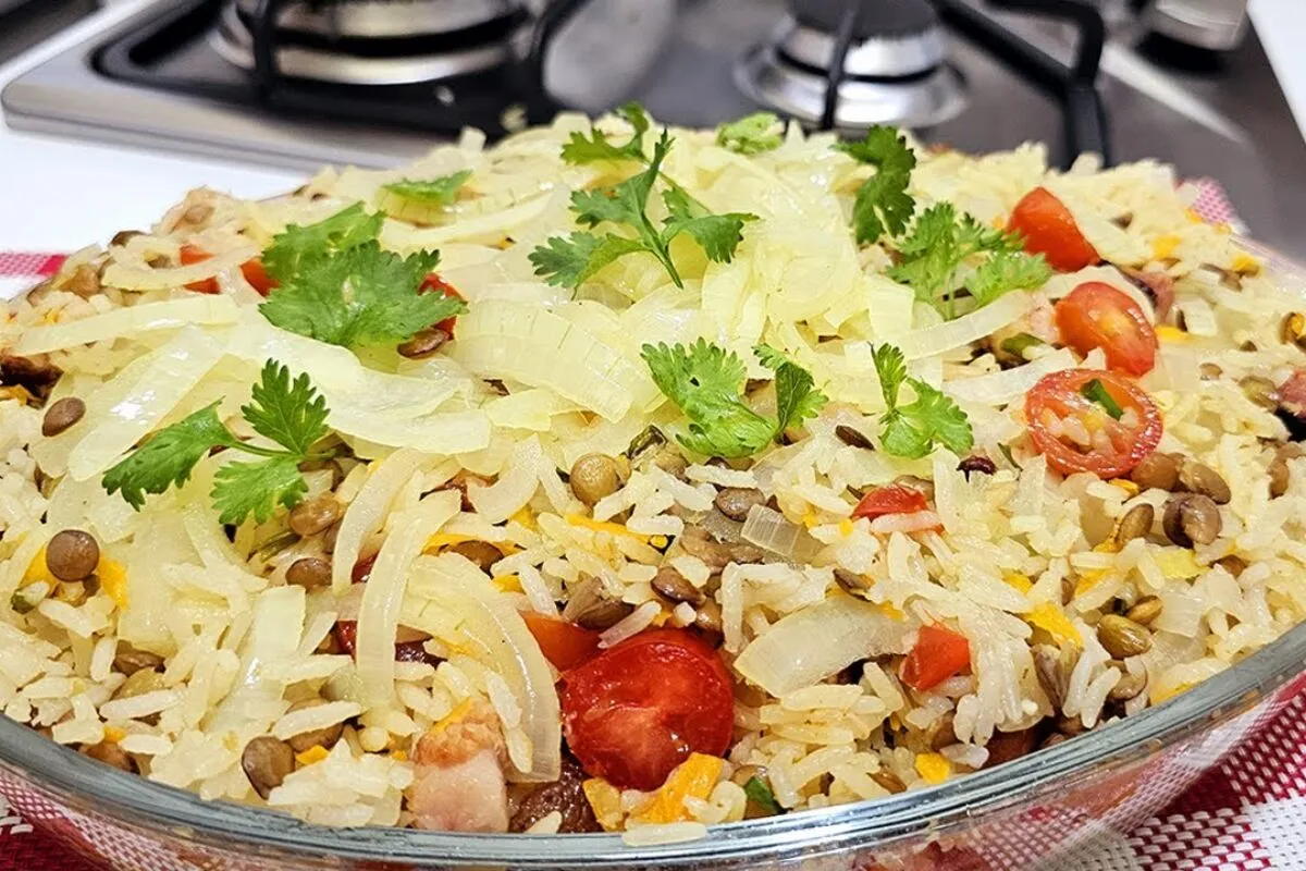 Arroz com lentilha: tenha dinheiro e sorte em 2025 com essa receita de arroz com lentilha