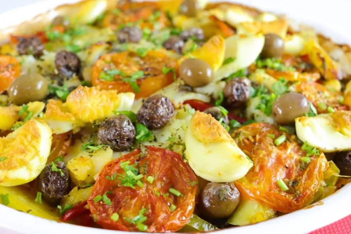 Bacalhau com batatas: a receita tradicional e completa para o seu almoço especial de fim de ano