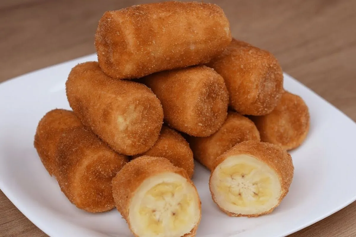 Banana frita douradinha e crocante igual a dos restaurantes mais famosos