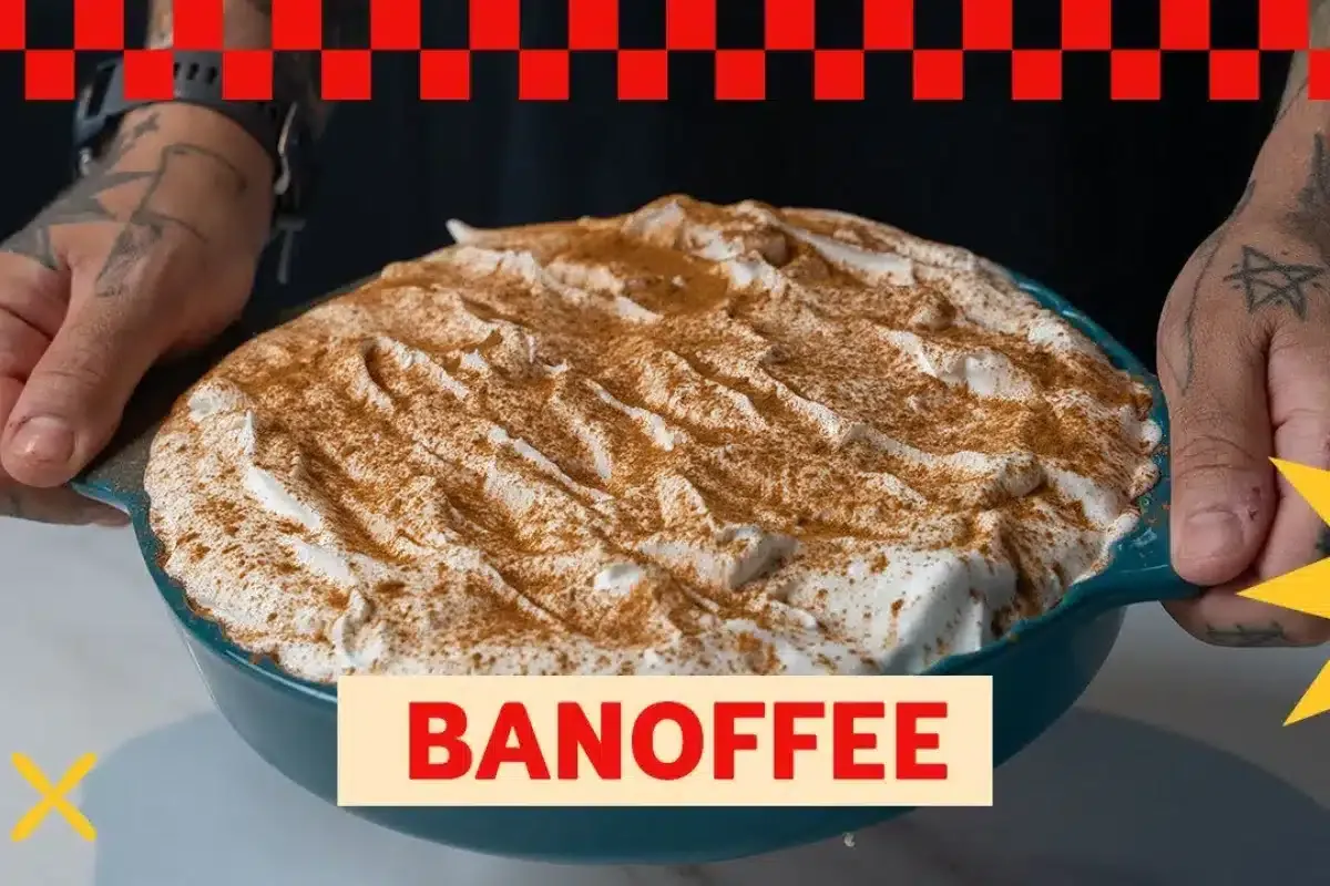 Banoffe de travessa com muito doce de leite e chantilly, para ser a estrela da sua mesa
