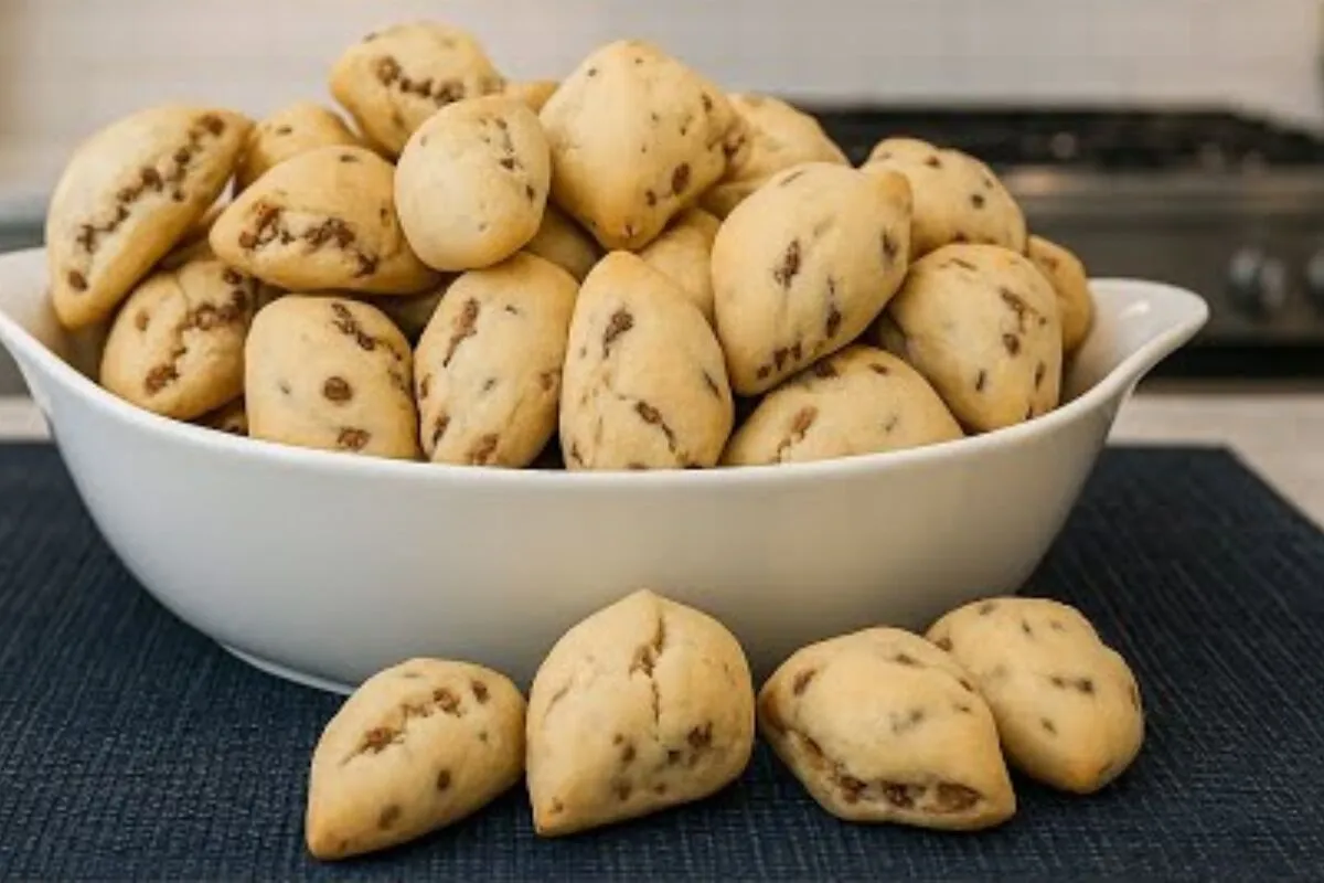 Biscoitinho de flocos que derrete na boca, receita simples e perfeita para diferenciar no café da manhã