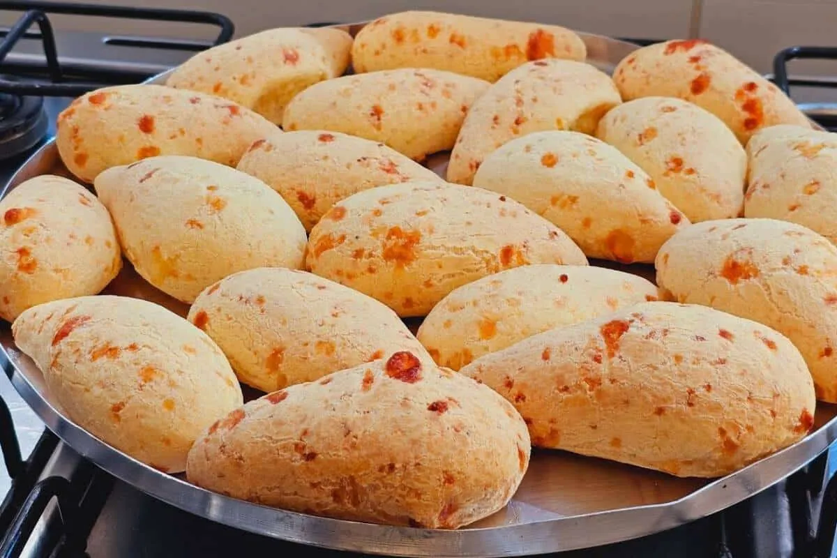Biscoito chimango com queijo: receita mineira para o seu café da manhã