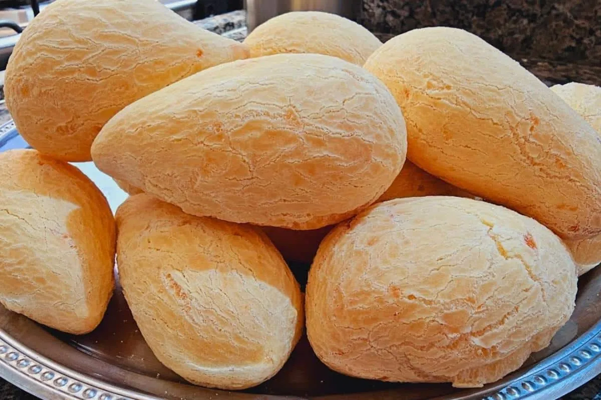 Biscoito chimango de polvilho assado para saborear com um café fresquinho