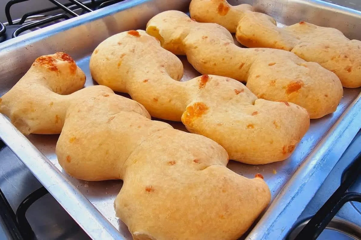 Biscoito de polvilho assado delicioso e fácil de fazer que não precisa escaldar