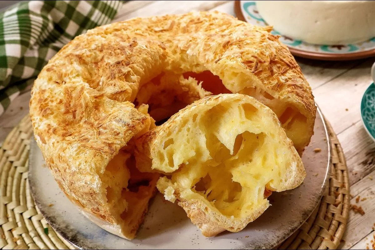 Biscoito de polvilho mineiro delicioso, que fica super crocante e derrete na boca
