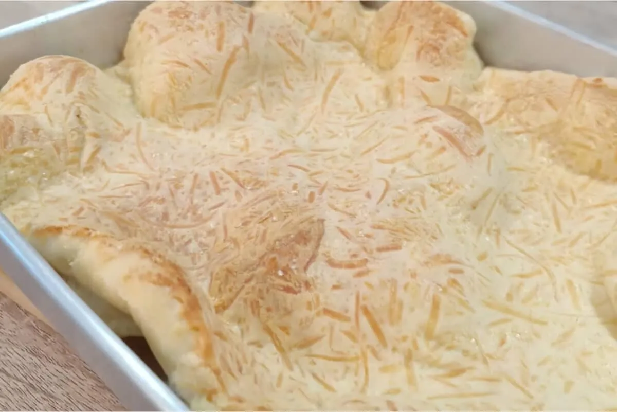 Biscoito montanha russa de polvilho crocante por fora e bem macio por dentro