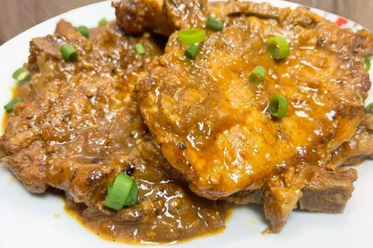 Bisteca de porco na pressão, uma receita rápida e suculenta, que será um sucesso em sua mesa