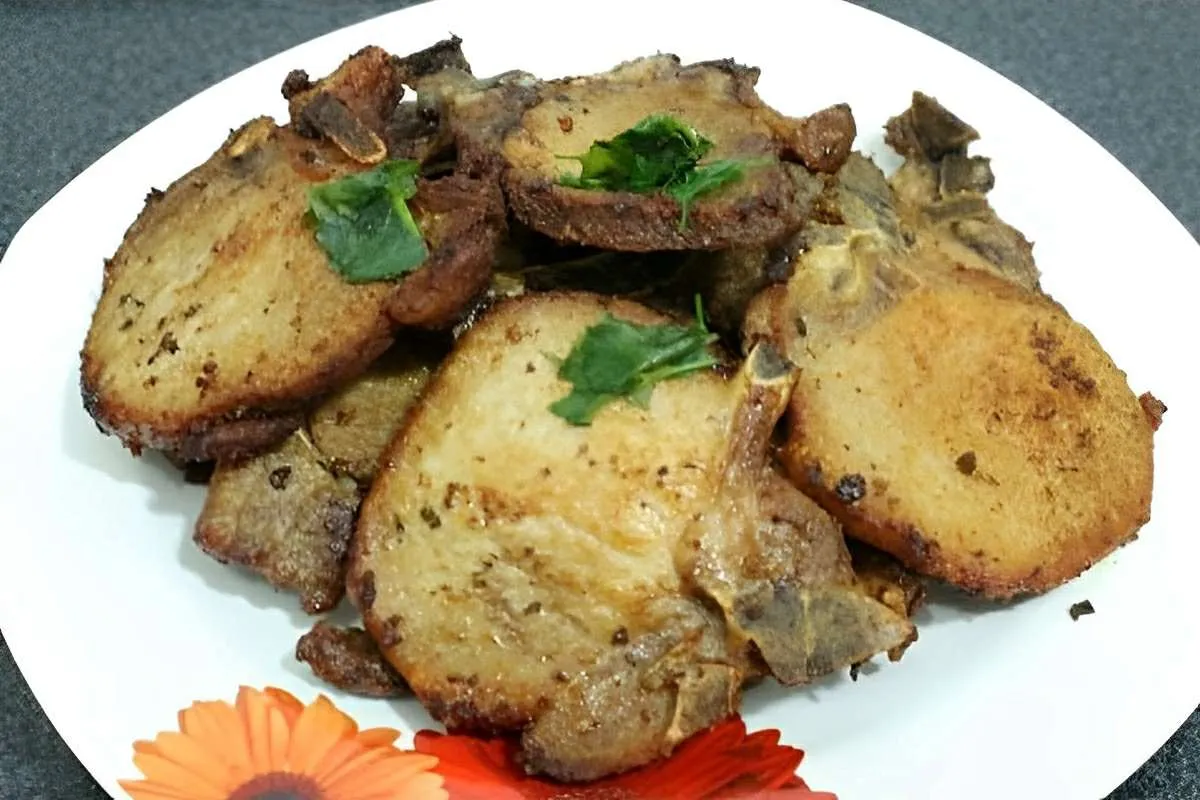 Bisteca suína de um jeito fácil e delicioso para o seu almoço ou jantar