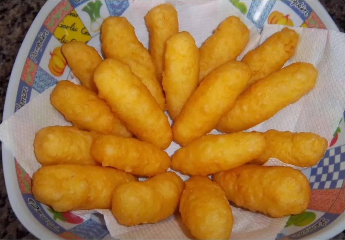 Bolinho de batata com queijo um bolinho delicioso para substituir a batata frita