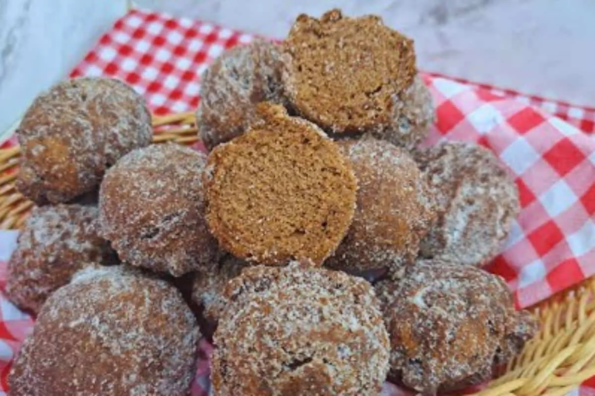 Bolinho de chuva de chocolate: uma novidade deliciosa para você fazer no lanche da tarde