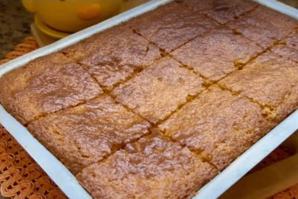 Bolo caseiro de fubá: bata tudo de uma vez só e tenha o bolo mais rápido e delicioso quando a família chegar