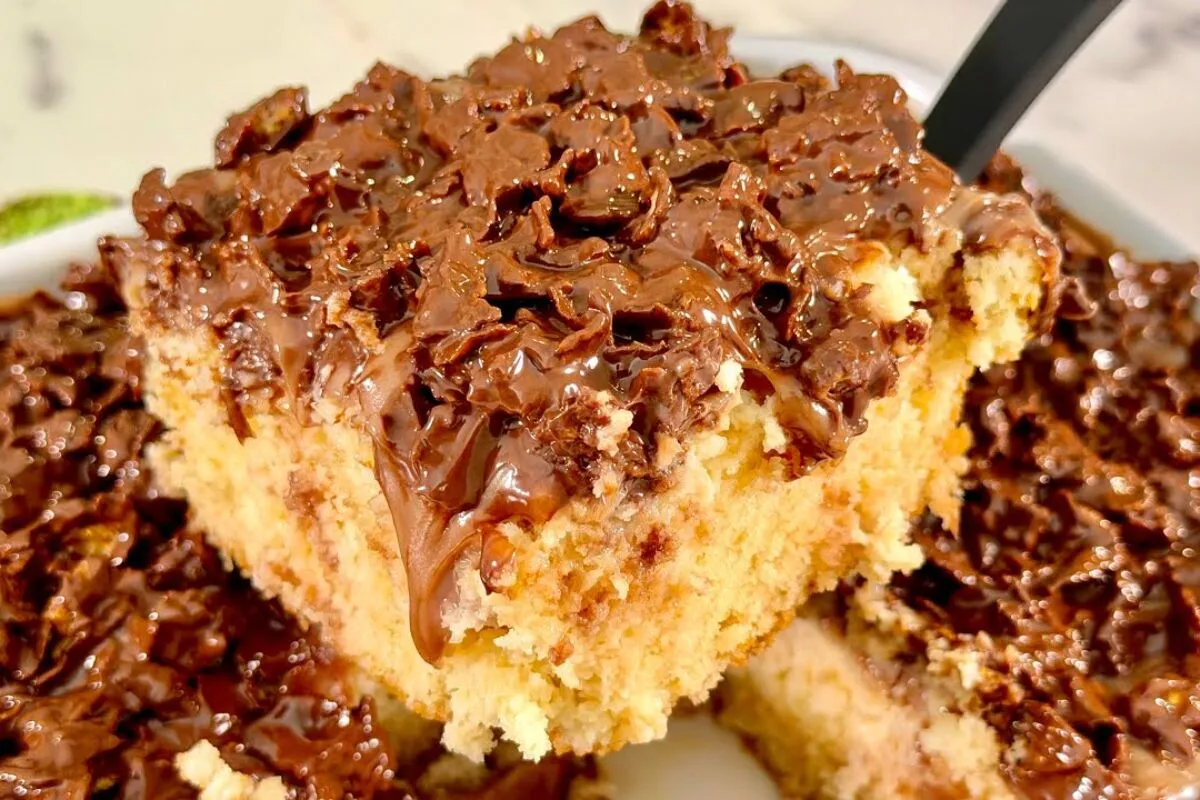 Bolo Crunch Cake: cuidado que vicia, fiz o bolo crocante mais famoso do momento