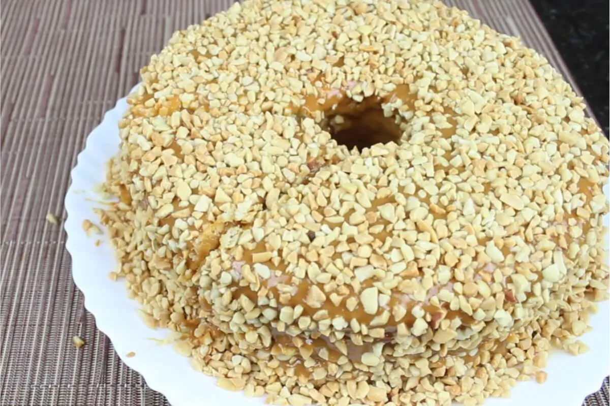 Bolo de amendoim: fica muito gostoso e o preparo é bem prático