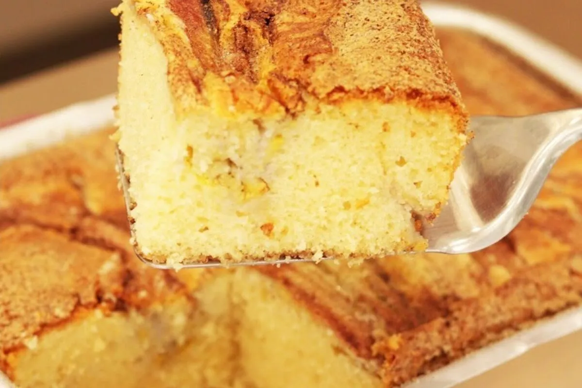 Bolo de banana fofinho e molhadinho que vai ser o melhor da sua vida