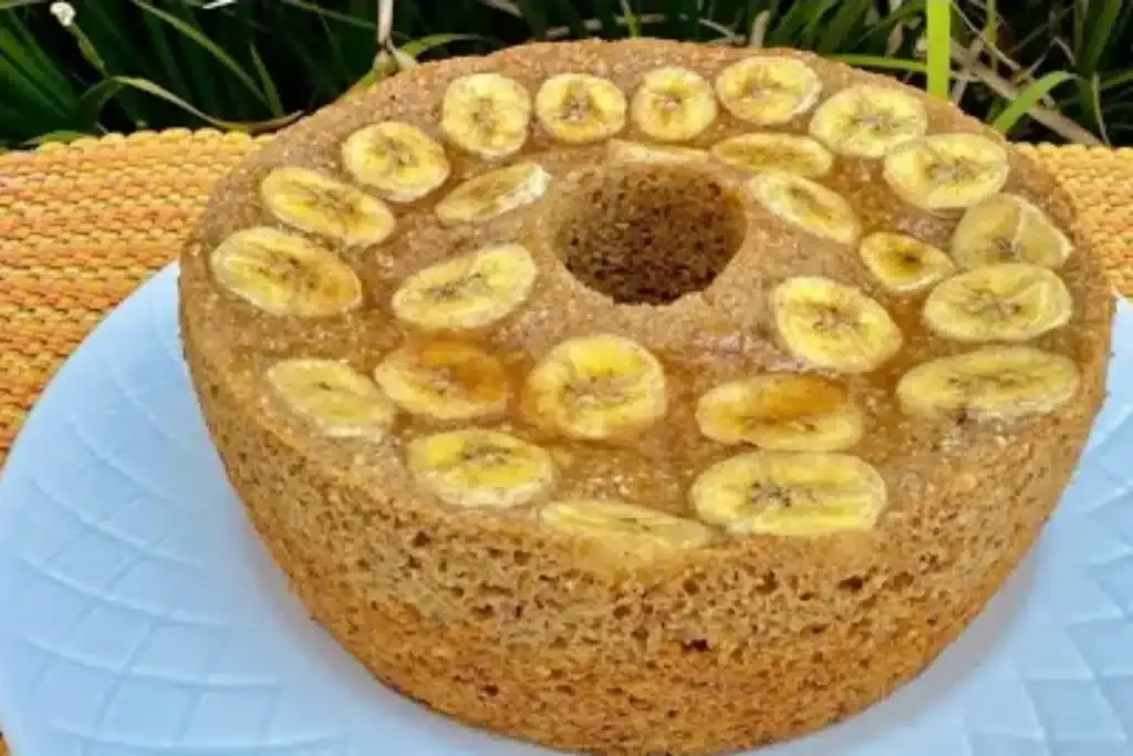 Bolo de banana sem trigo: receita sem farinha e sem açúcar para um lanche super saudável e gostoso.