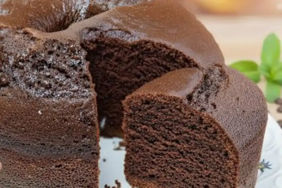 Bolo de chocolate com maionese: uma receita surpreendente, rápida e fofinha para o seu lanche da tarde