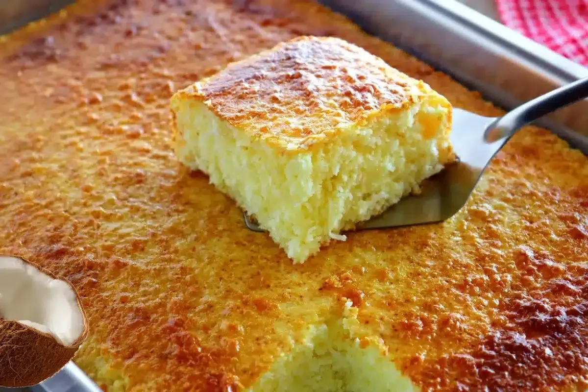Bolo de coco sem farinha perfeito e muito fofinho para um café da tarde leve e saboroso
