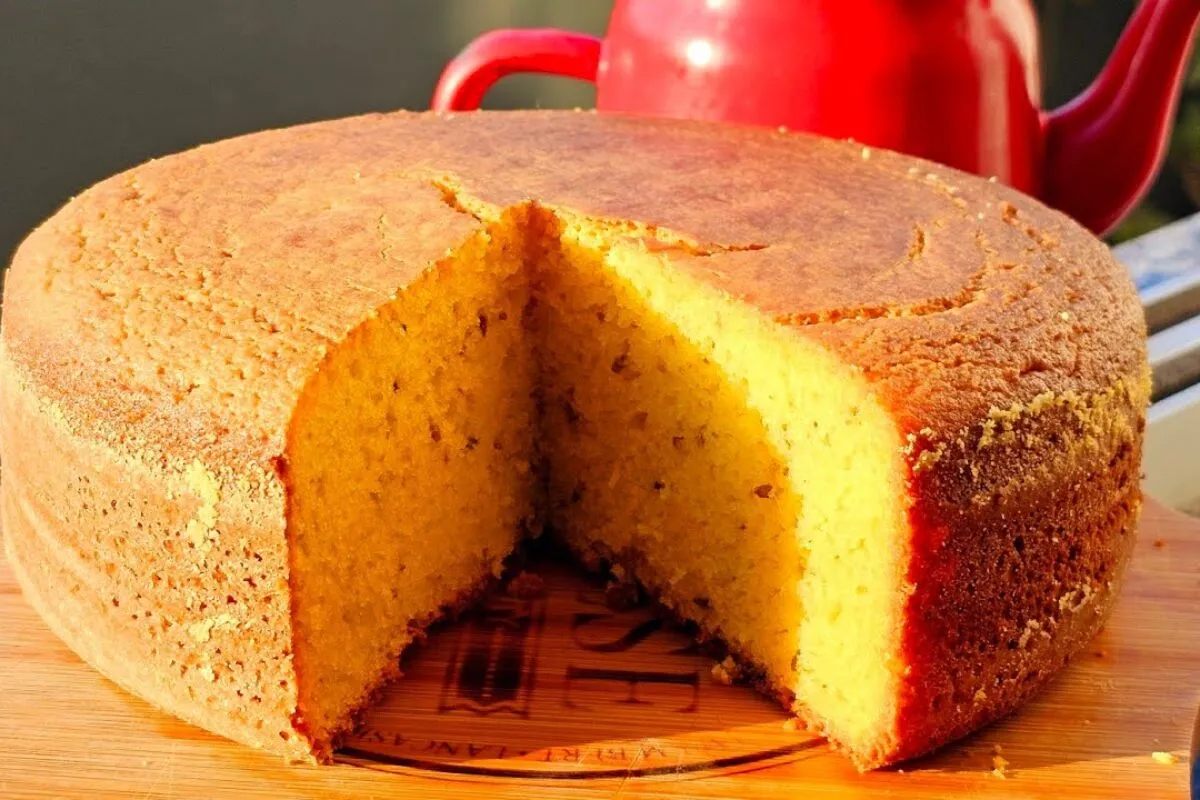 Bolo de fubá com erva doce sem trigo com aquele gostinho de bolo de vó para a hora do seu café