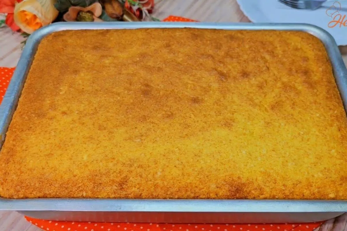 Bolo de fubá fofinho: macio e amanteigado, sem óleo, receita perfeita para o café da tarde