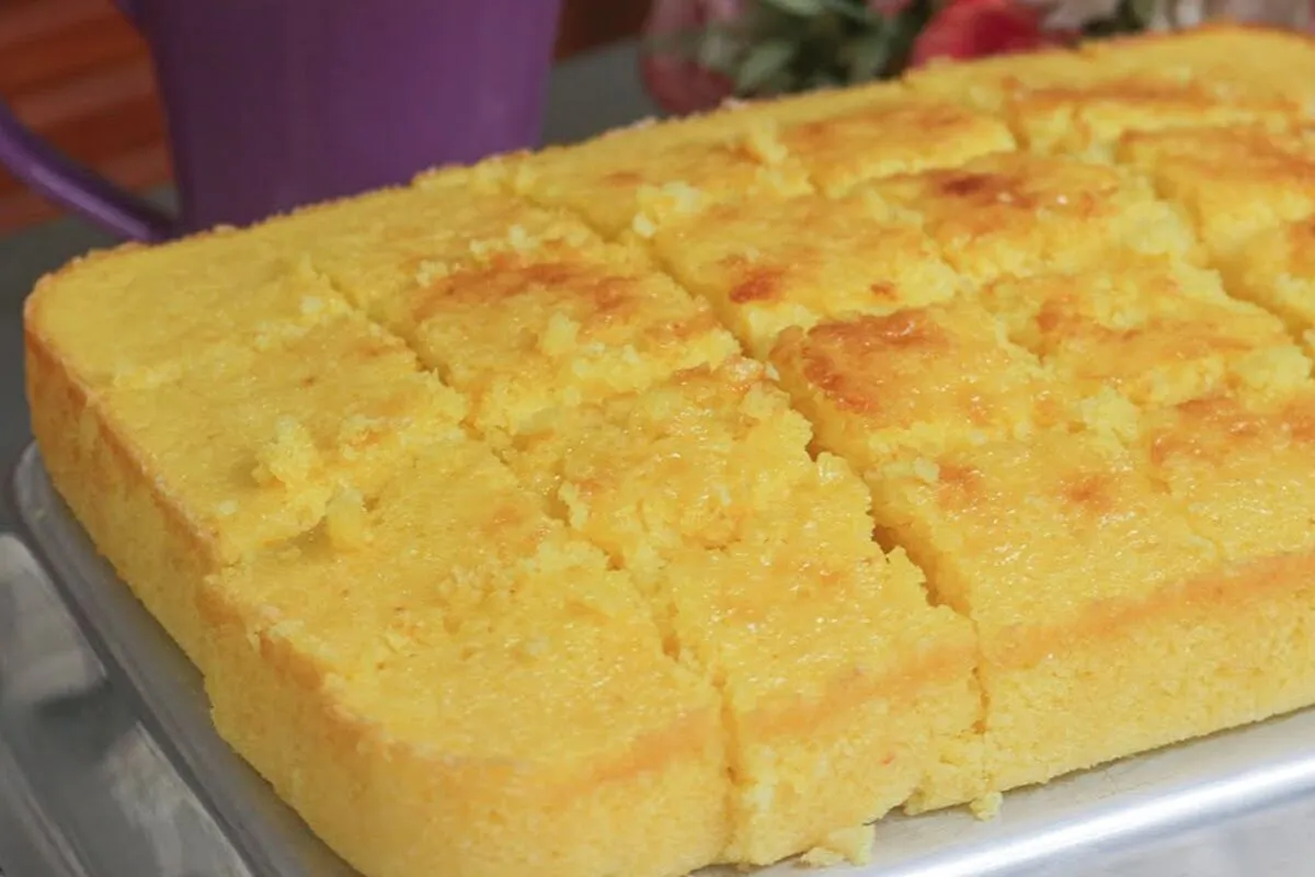 Bolo de laranja: bolo rápido, prático e tão molhadinho que derrete na boca