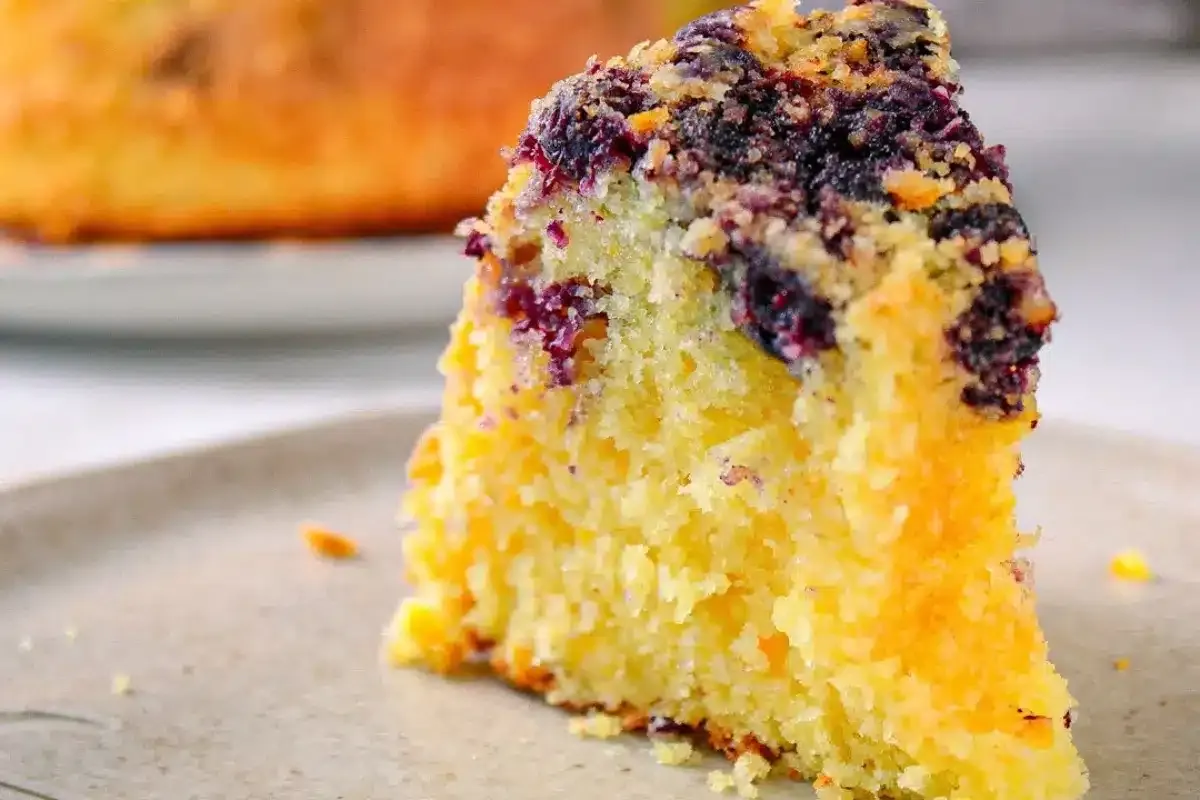 Bolo de laranja com casca sem glúten muito fofinho e perfeito para o lanche de fim de ano
