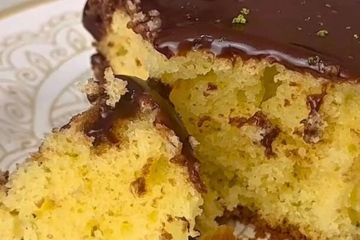 Bolo de laranja: descubra o ingrediente secreto que deixa essa massa incrivelmente fofinha e saborosa