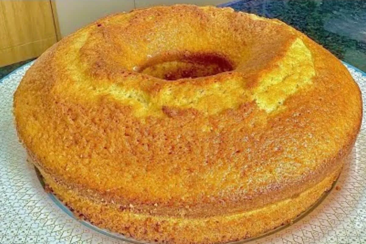 Bolo de laranja pronto em poucos minutos: receita prática para qualquer hora do dia