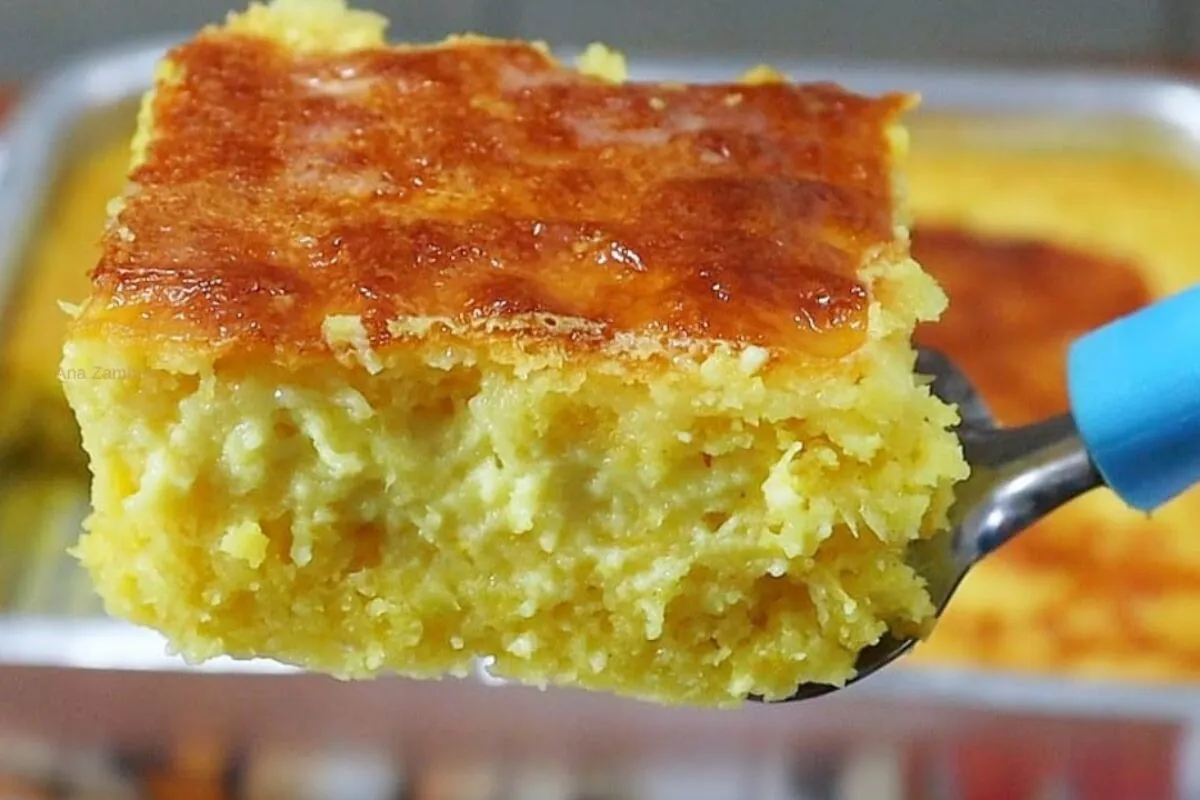 Bolo de milho de latinha cremoso de liquidificador com sabor de café na roça
