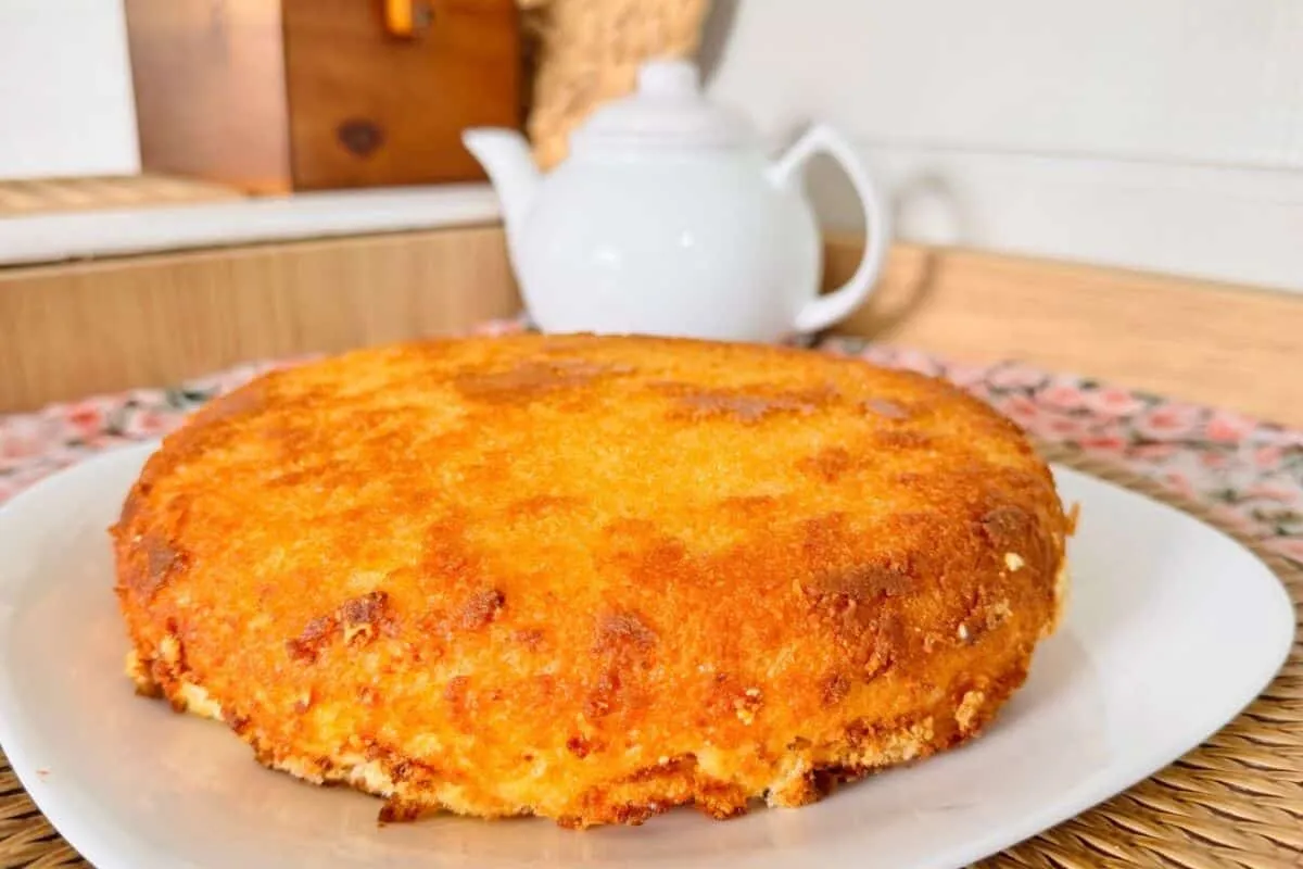 Bolo de tapioca sem glúten muito macio e perfeito para quem busca uma opção saudável e saborosa