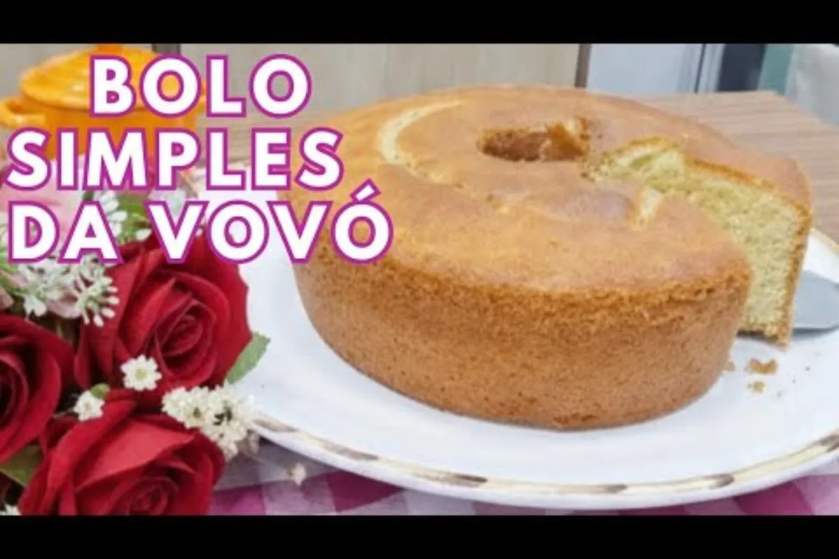 Bolo feito à mão simples e fofinho, uma típica  receita da vovó para acompanhar o seu café