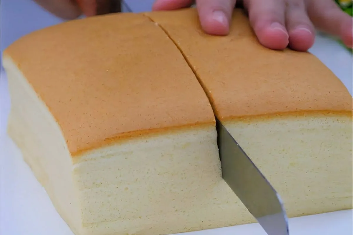 Bolo japonês ou bolo nuvem aquele bolo leve e fofinho dos vídeos para fazer na sua casa