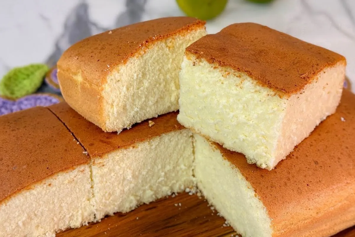Bolo mágico de 3 ingredientes que cresce muito e fica super macio