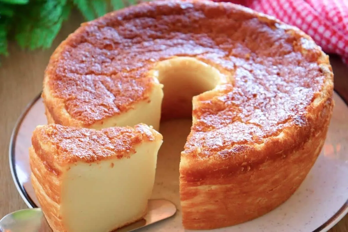 Bolo mole sem leite condensado muito suculento para o café da manhã de fim de ano