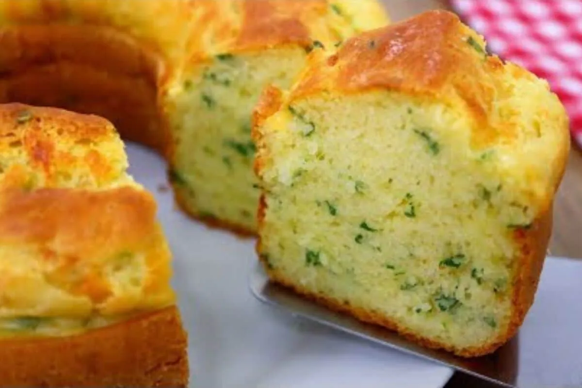 Bolo salgado econômico: ótima receita para substituir o pão francês no café da manhã