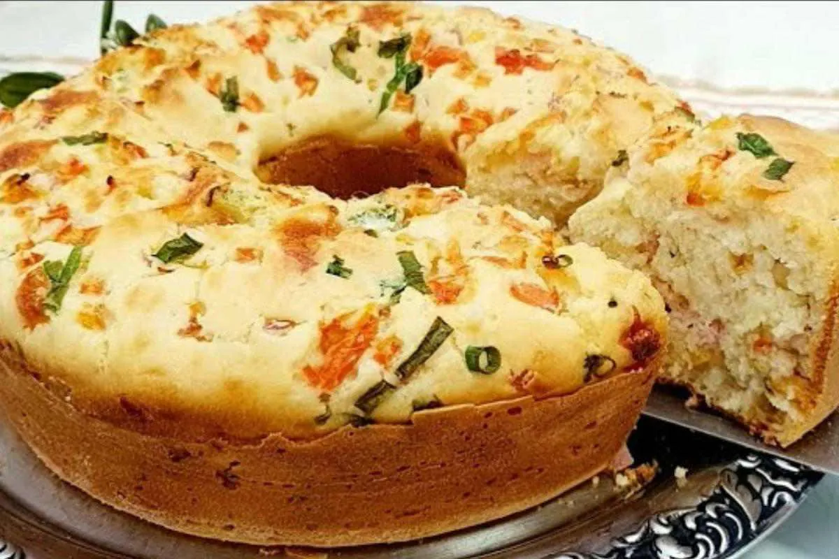 Bolo salgado macio para você servir no lanche da tarde ou jantar diferente