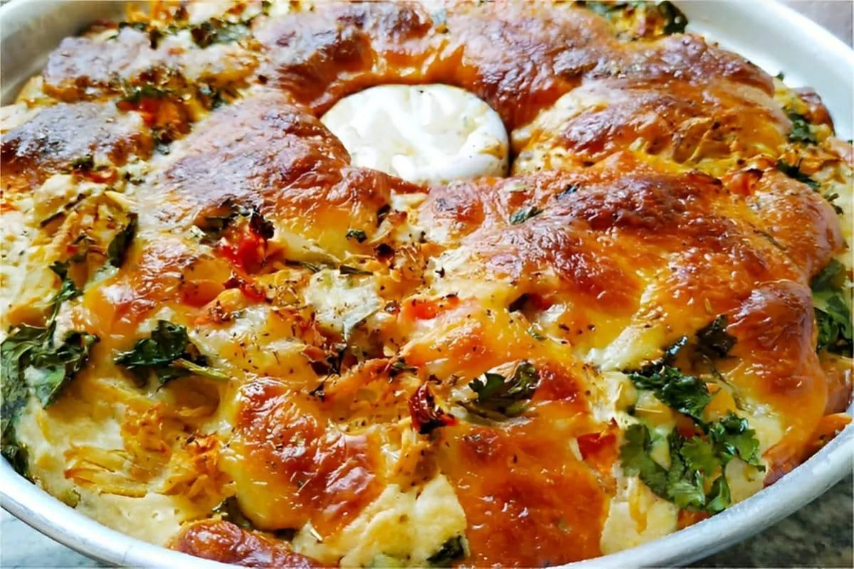 Bolo salgado recheado fácil e delicioso perfeito para o seu lanche da tarde