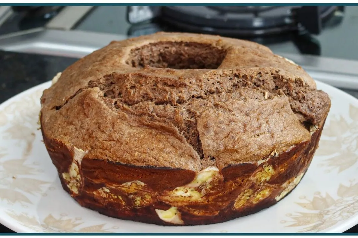 Bolo saudável de chocolate sem farinha de trigo para quem quer se cuidar sem abrir mão de um docinho
