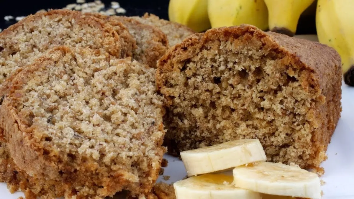 Bolo sem farinha açúcar e leite fofinho delicioso e perfeito para seu lanche ou café
