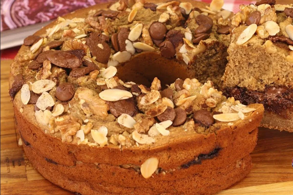 Bolo sem glúten, sem lactose, sem açúcar e sem óleo – fofinho e saudável demais