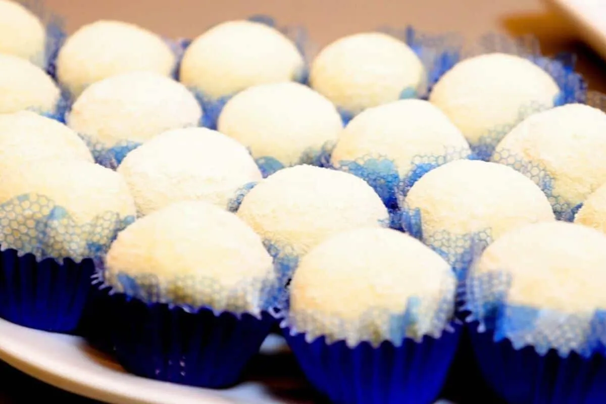 Brigadeiro de leite ninho sem fogo, fácil de fazer para você nunca mais errar no ponto