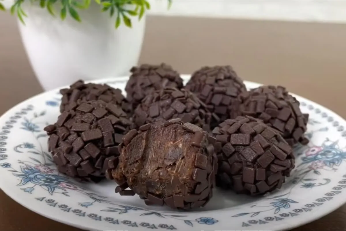 Brigadeiro saudável: sem açúcar e sem adoçante para você matar a vontade de comer doce sem sair da dieta