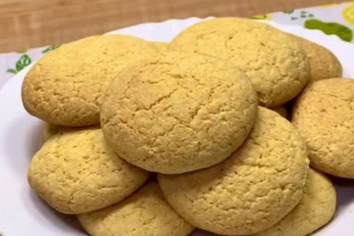 Broa da fazenda: sem farinha de trigo e sem leite, fofinha, grande e fácil